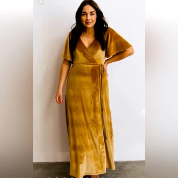 Baltic Born | Dresses | Baltic Born Meghan Velvet Wrap Maxi Dress Size  Medium Gold | Poshmark
